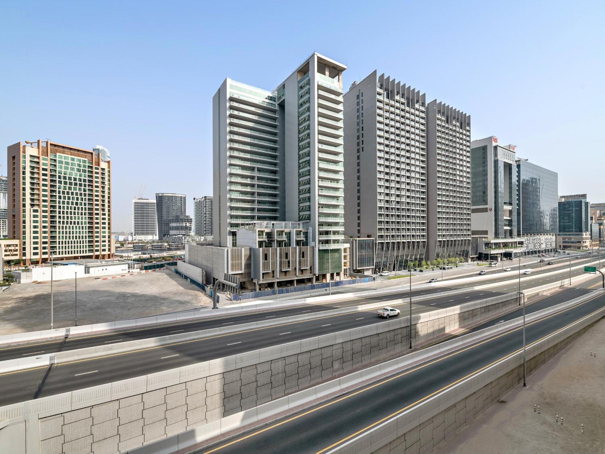 Apartment Stylish 1br In Downtown With - Burj Views *
