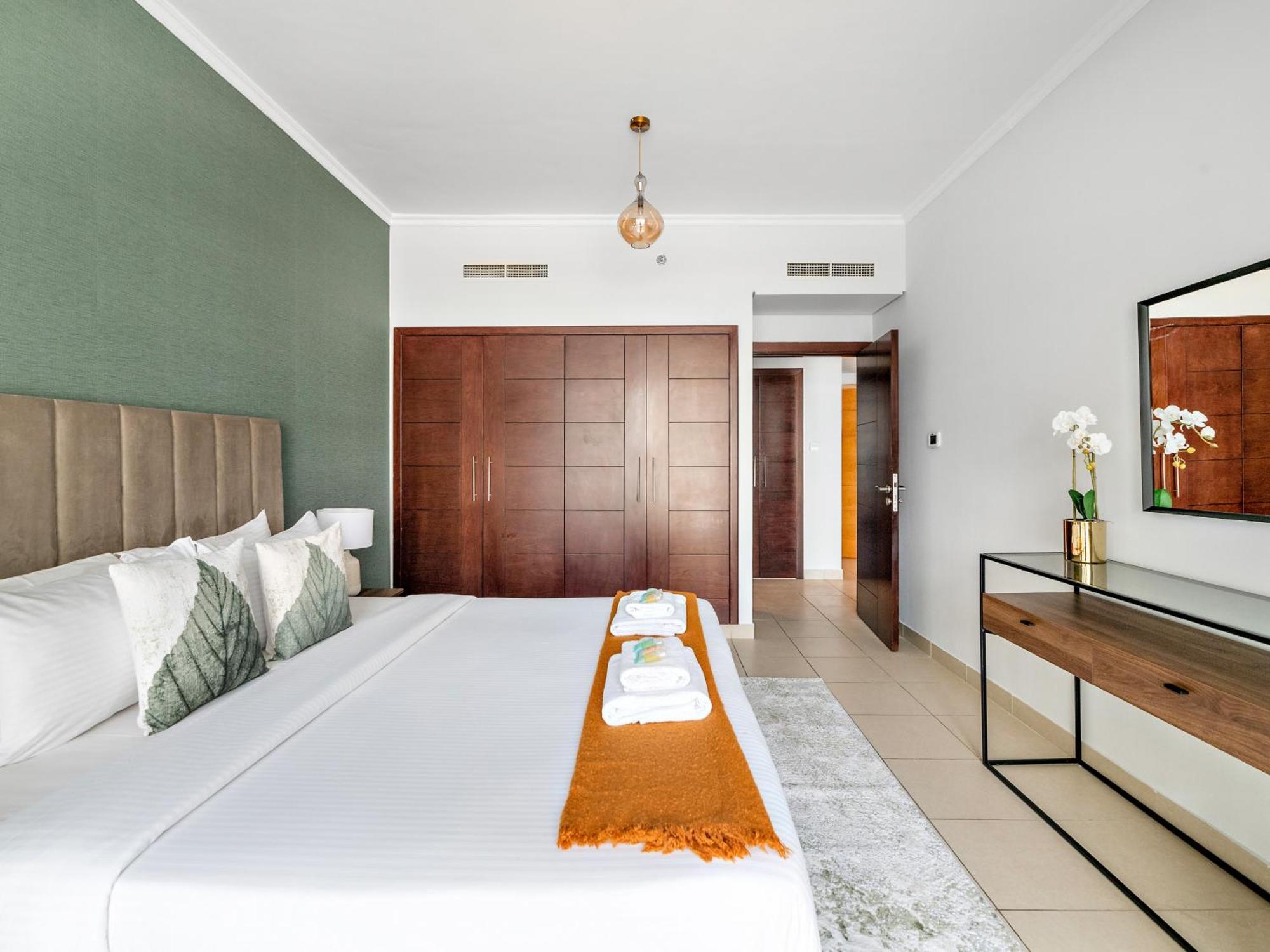 Stylish 1br In Downtown With - Burj Views * Dubai