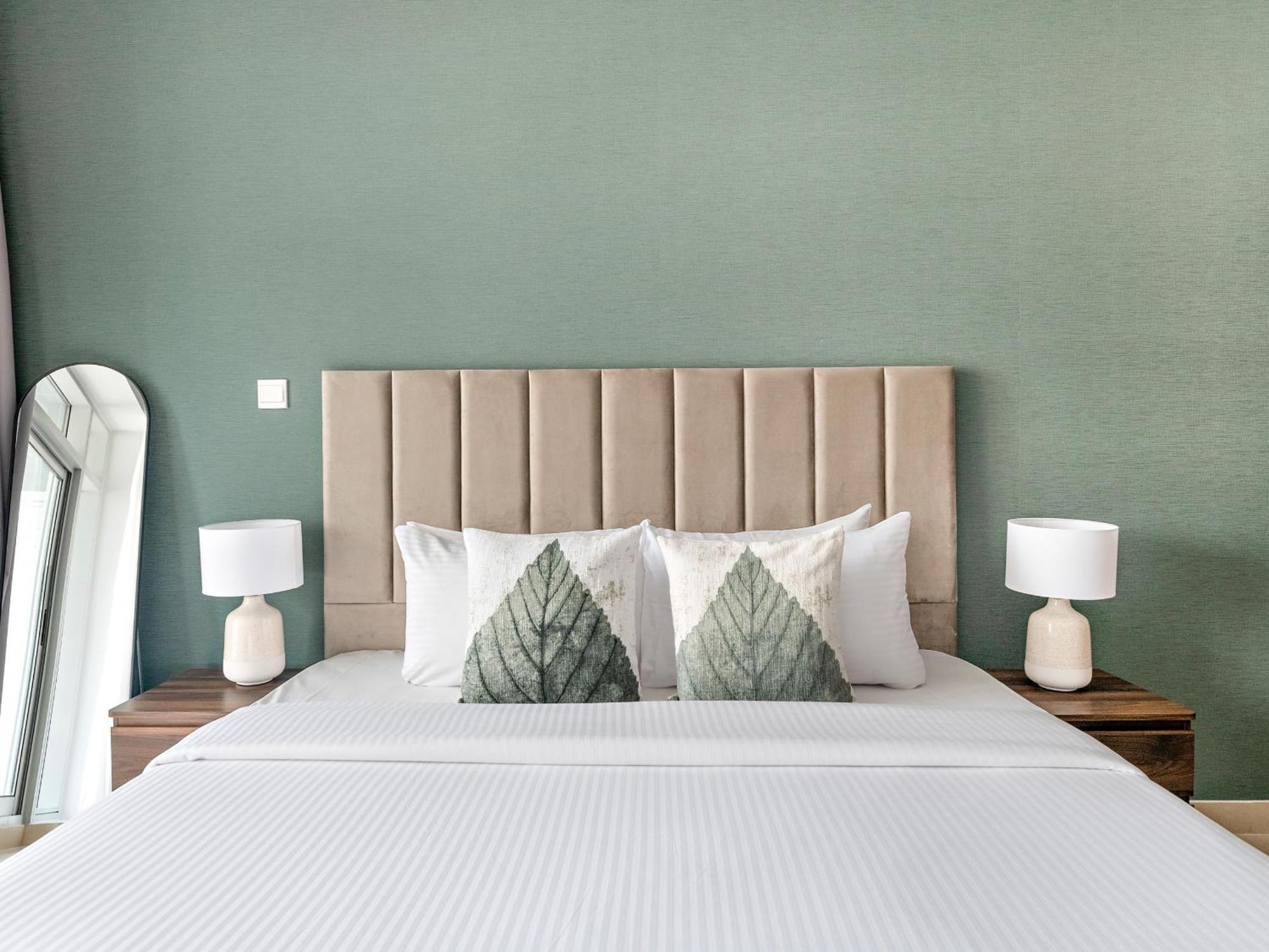 Stylish 1br In Downtown With - Burj Views * Dubai